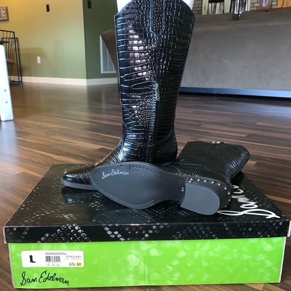 NIB Sam Edelman Oakland Croc Embossed Western Boot - Picture 3 of 4